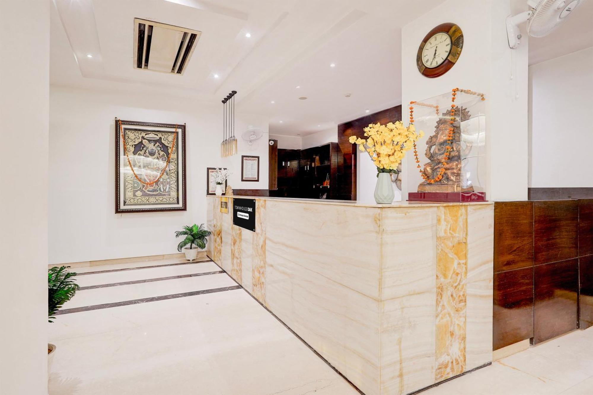 Townhouse Oak Agra Near Sultanganj Puliya Formerly Bb Grand Ngoại thất bức ảnh