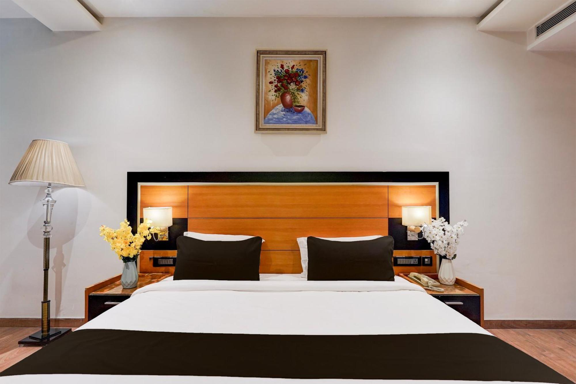 Townhouse Oak Agra Near Sultanganj Puliya Formerly Bb Grand Ngoại thất bức ảnh